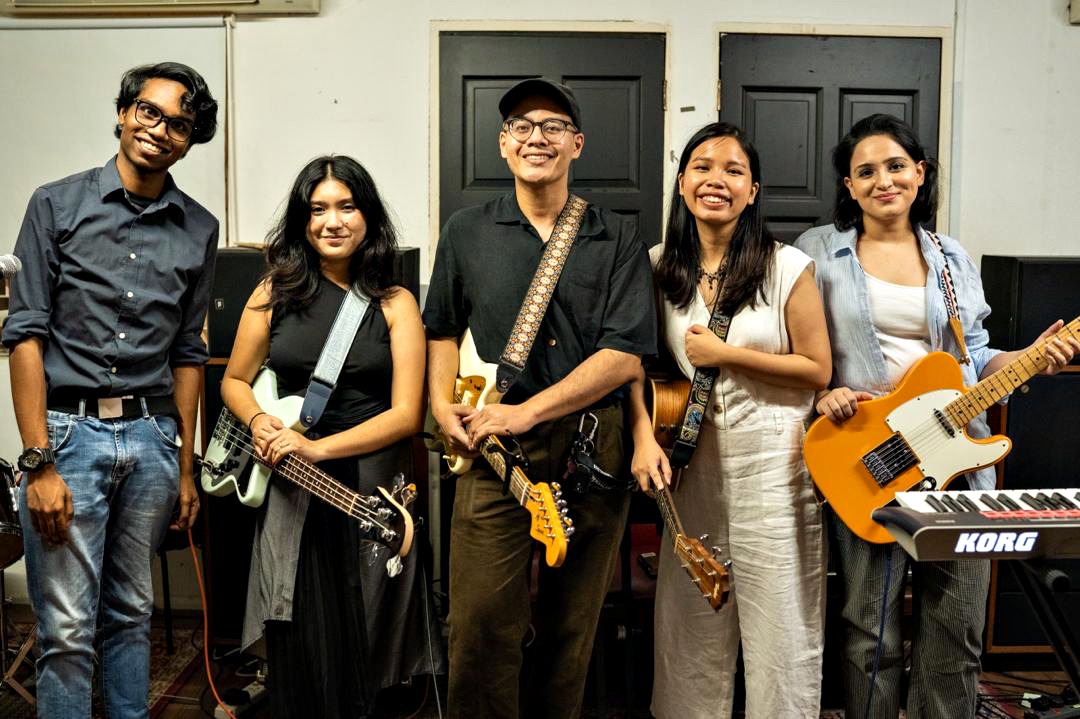 Faye Faire check in for another performance this weekend at Angguk Studios