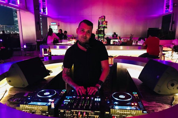 The Sweatbox Long Play with DJ Kuma at REN Lounge 22 December 2018