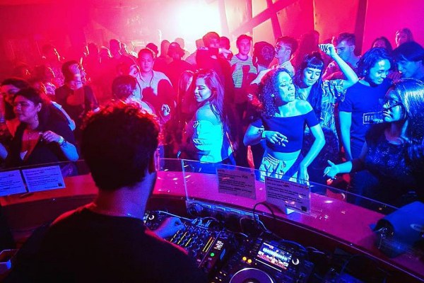 Barrio Invites Spacetravel, Kavan & Haan 8-9 February 2019
