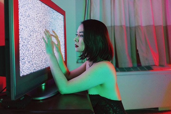 U Mobile x Upfront Present: Mitski Live in KL at The Bee 18 February 2019