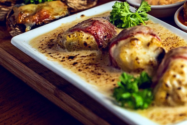 Bobo Kuala Lumpur Restaurant and Show Review